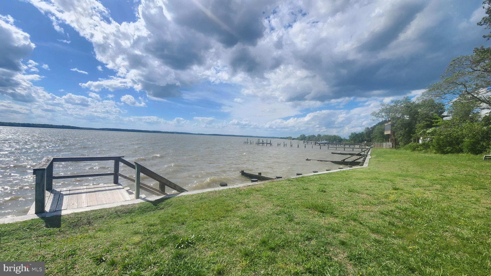 LONGVIEW BEACH CHAPTICO-BUSHWOOD - Residential