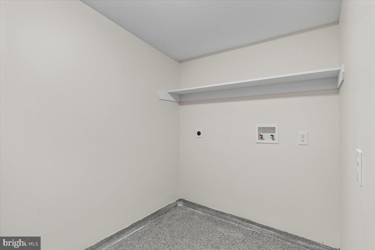 LONGVIEW BEACH CHAPTICO-BUSHWOOD - Residential