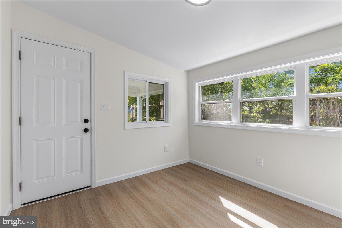 LONGVIEW BEACH CHAPTICO-BUSHWOOD - Residential