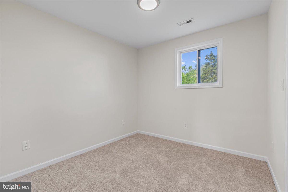 LONGVIEW BEACH CHAPTICO-BUSHWOOD - Residential