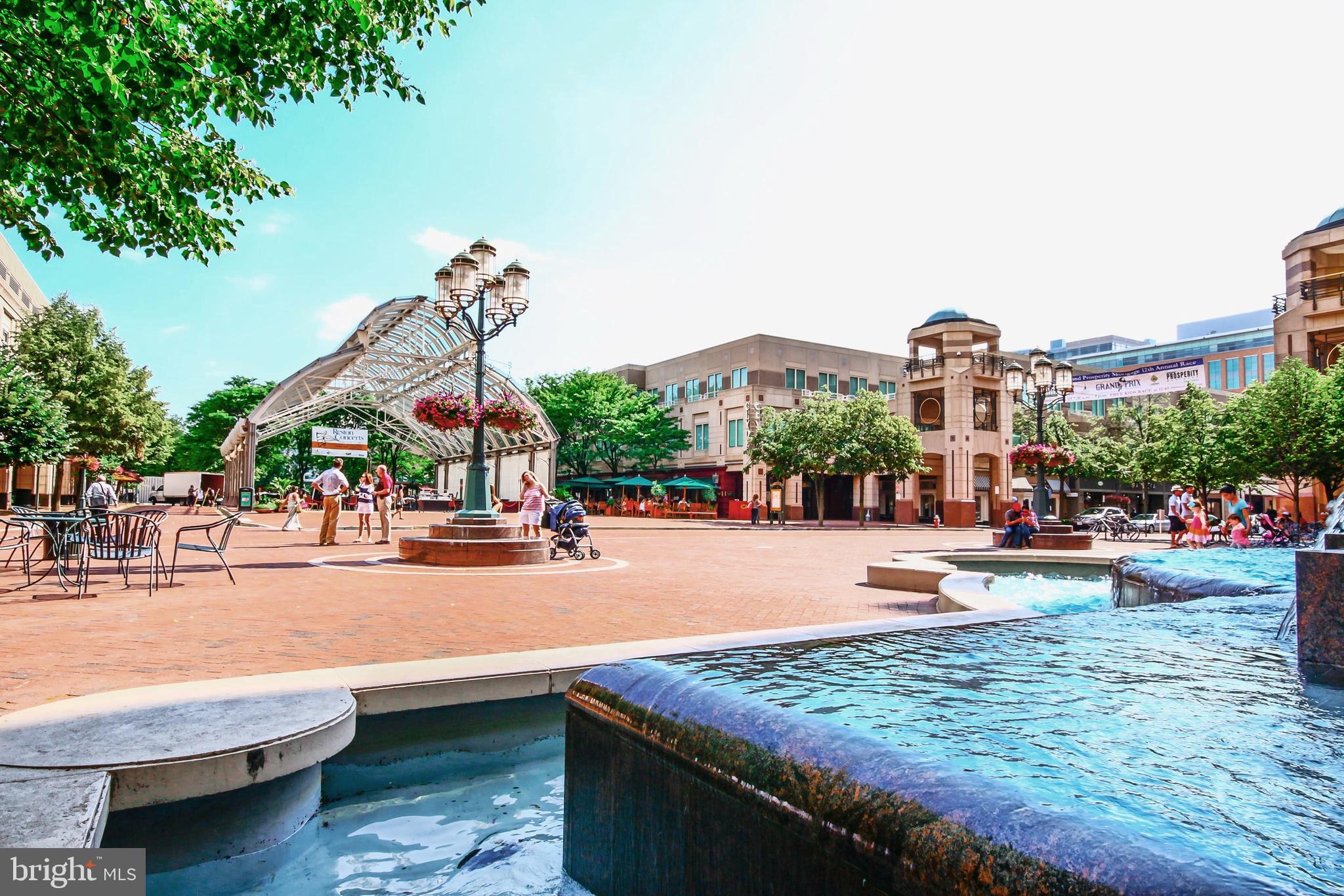 PARAMOUNT - Residential