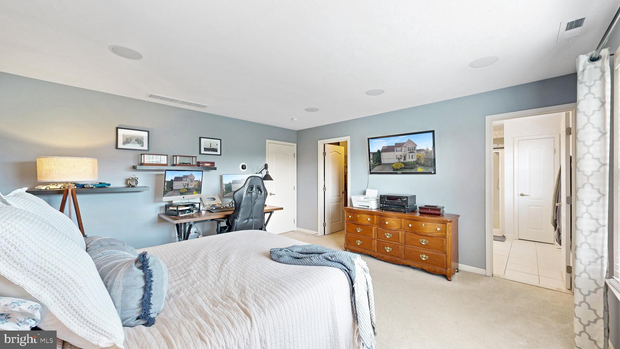 PINEHURST VILLAGE - Residential