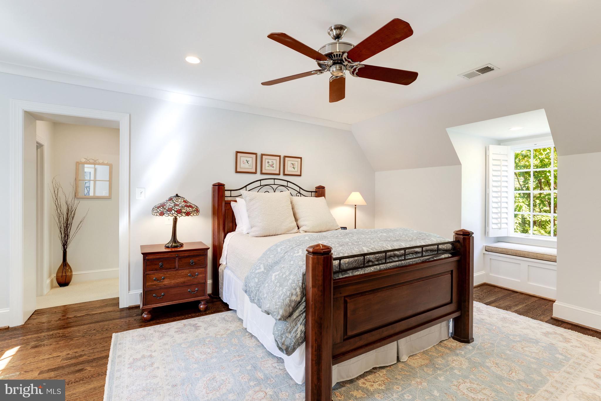 BROYHILL FOREST - Residential