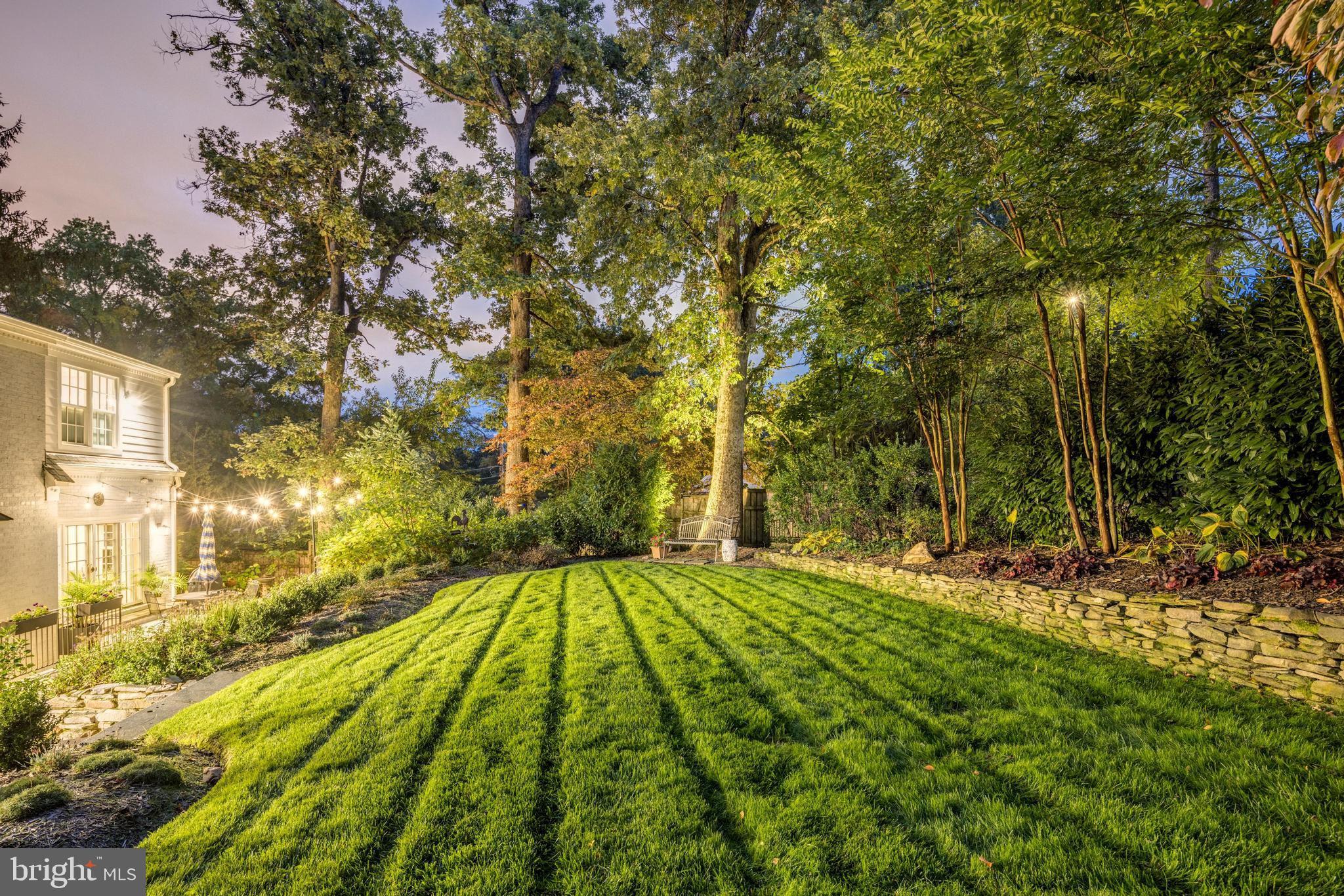 BROYHILL FOREST - Residential