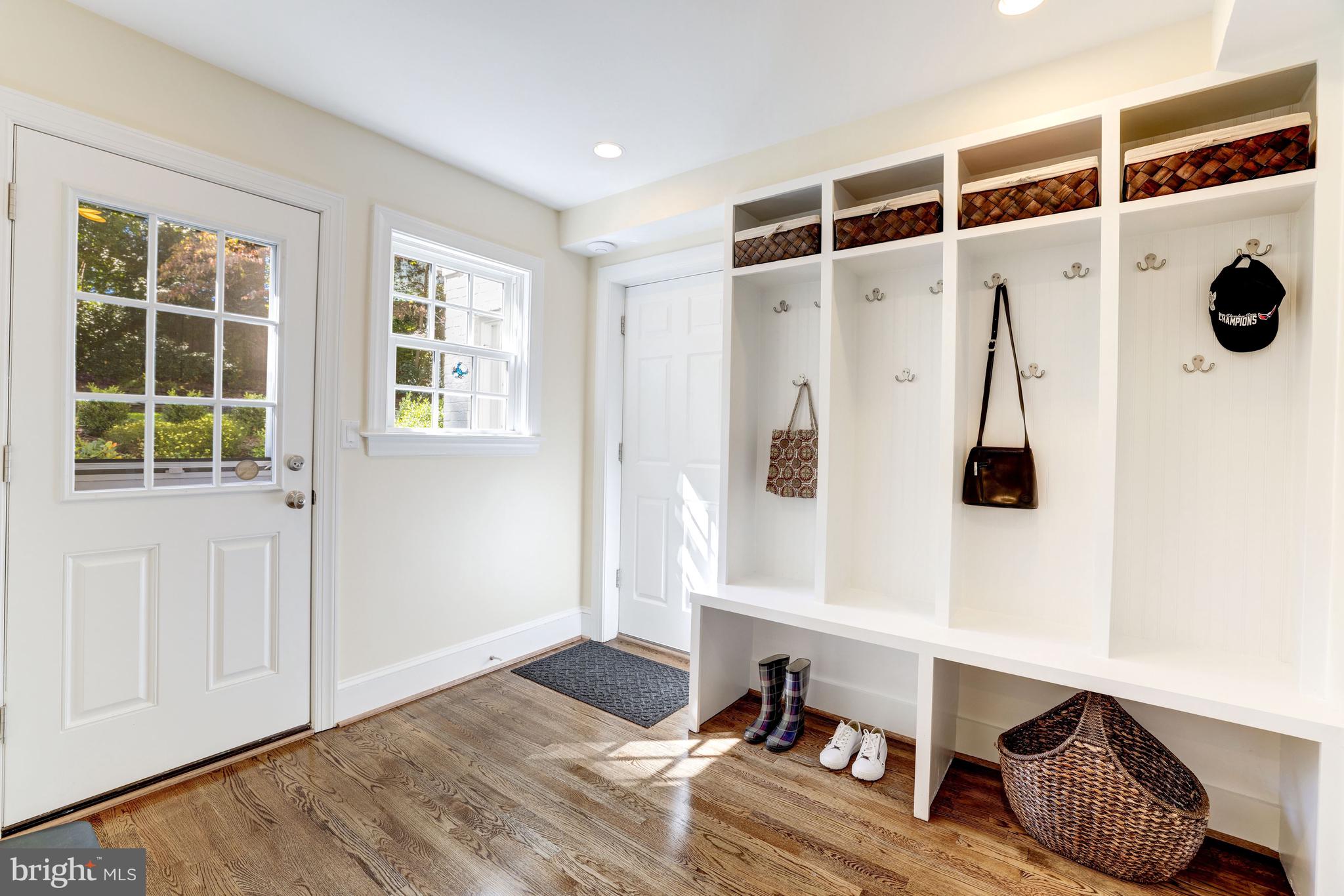 BROYHILL FOREST - Residential