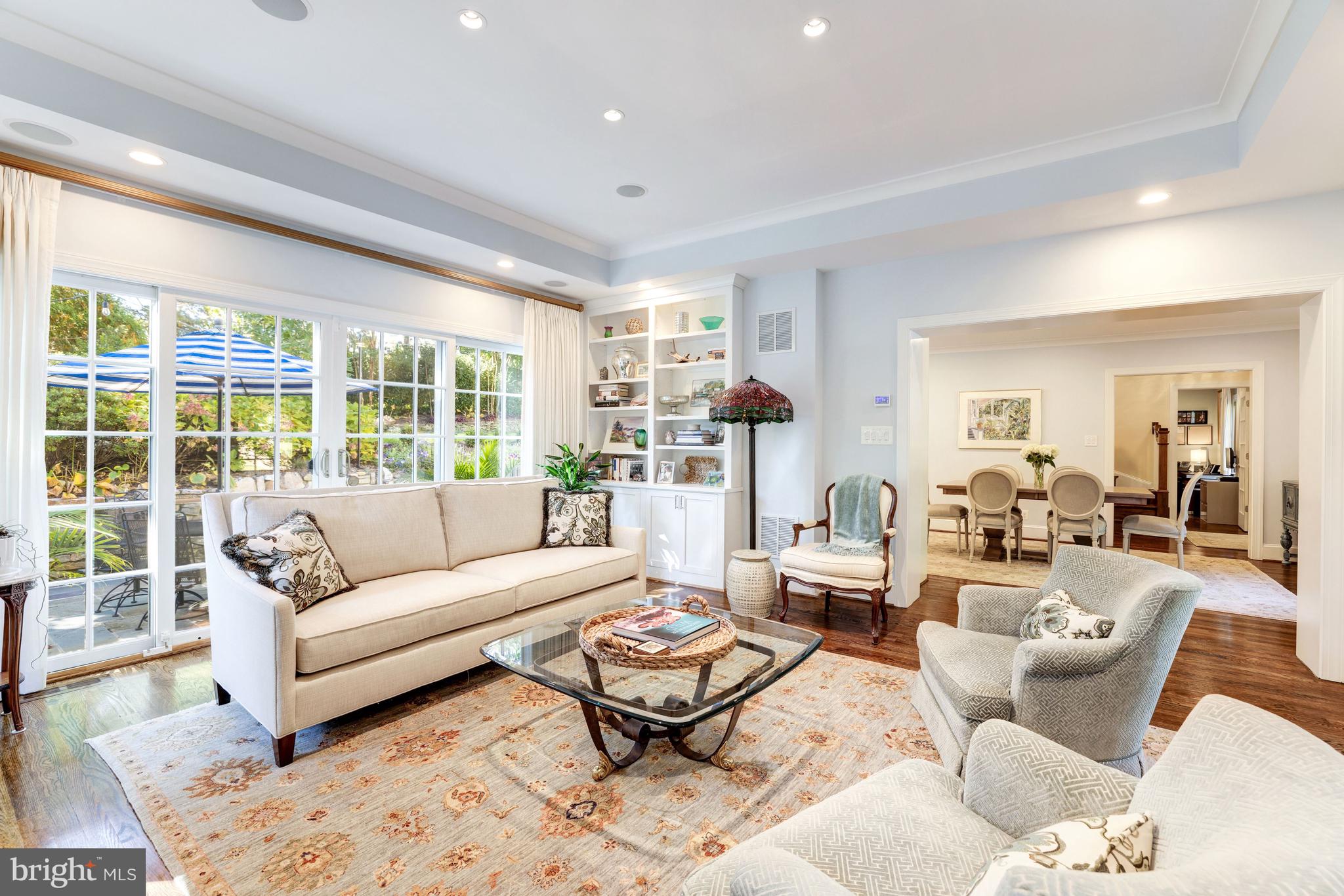 BROYHILL FOREST - Residential