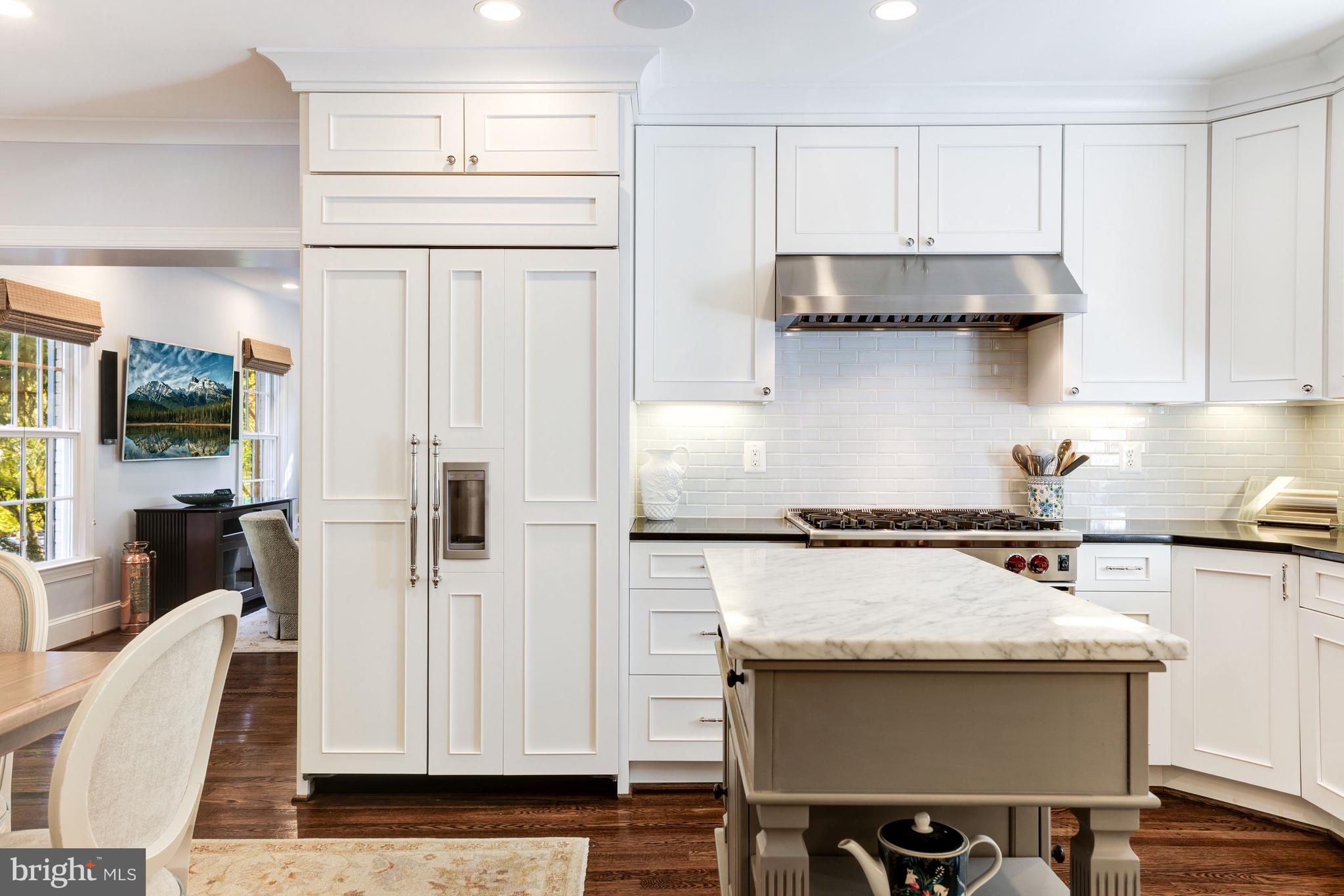 BROYHILL FOREST - Residential