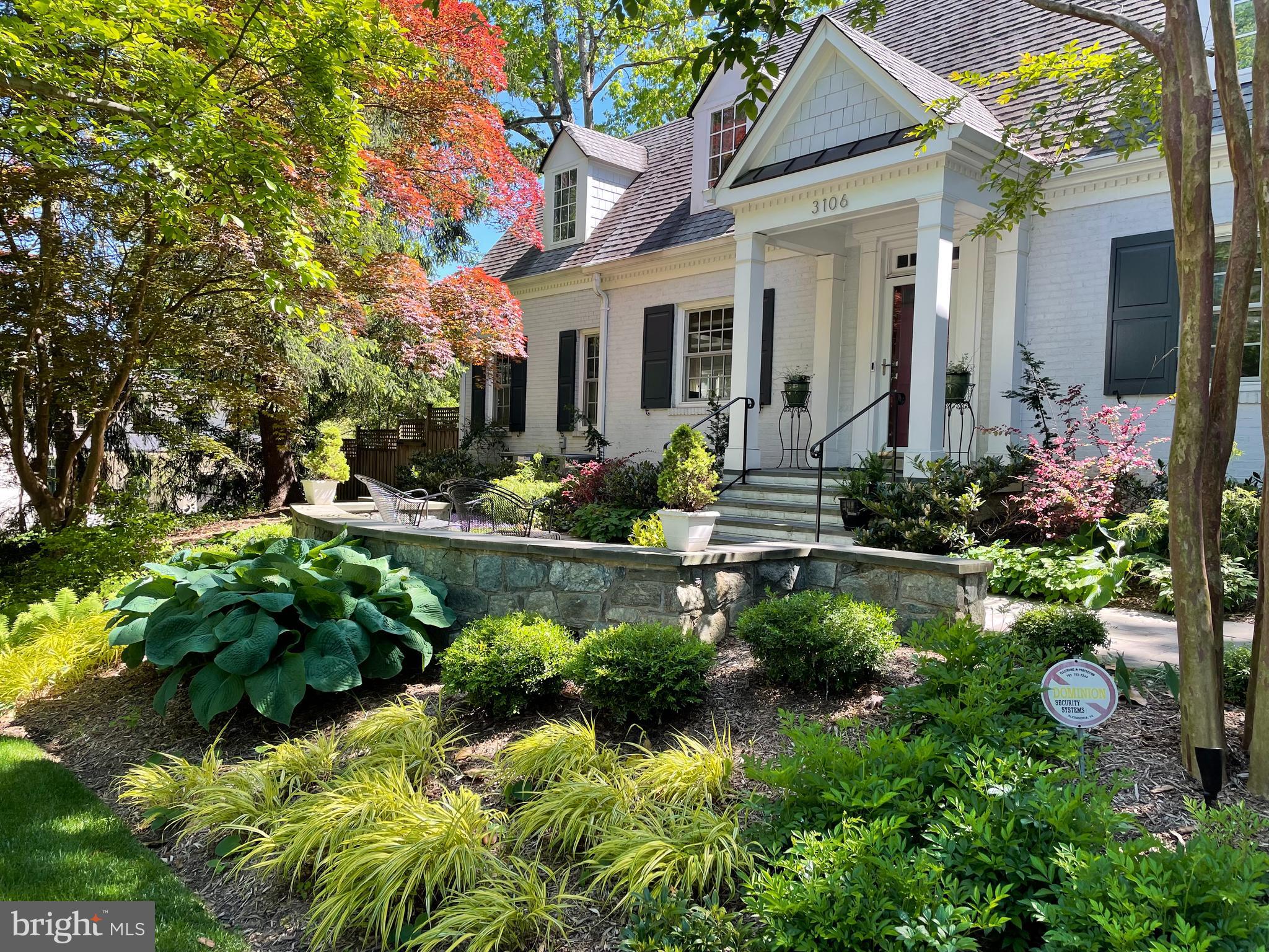 BROYHILL FOREST - Residential