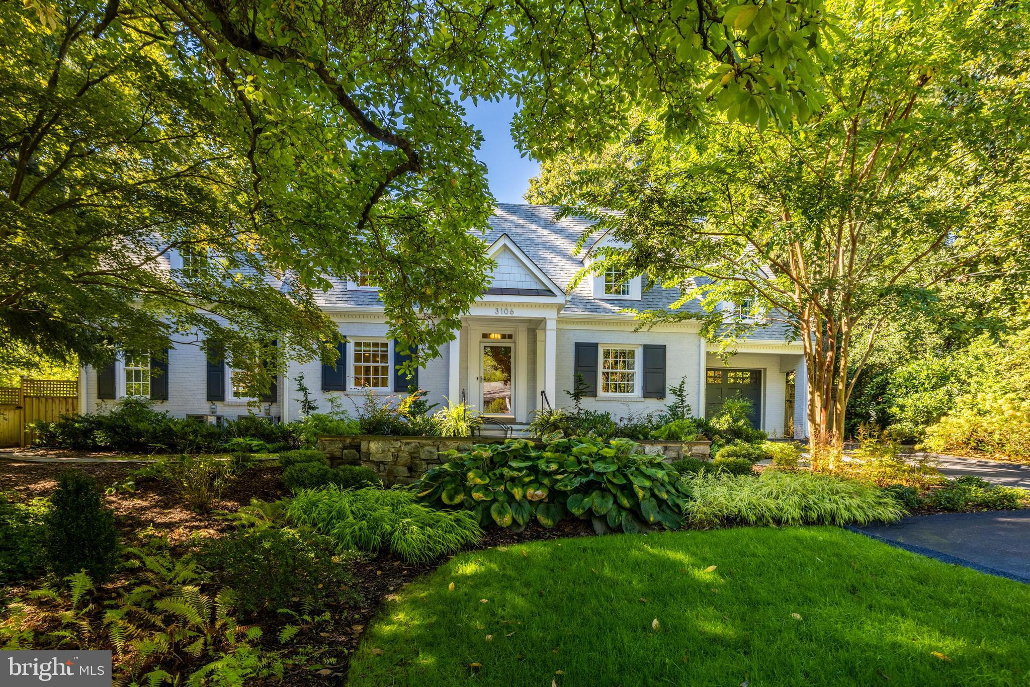 BROYHILL FOREST - Residential