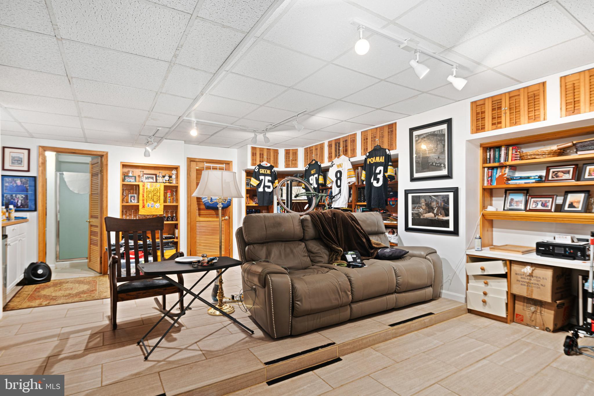 OVERBROOK FARMS - Residential