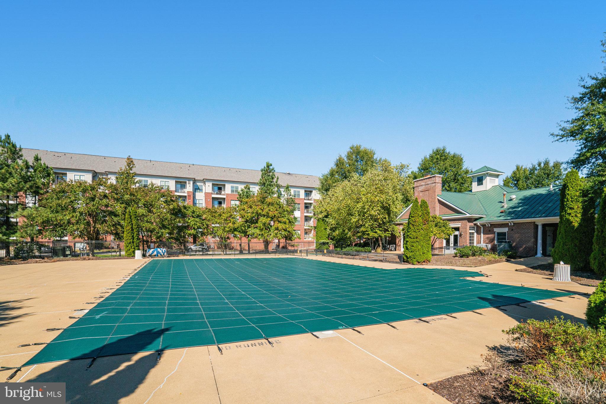 LORTON TOWN CNTR LANDBAY - Residential