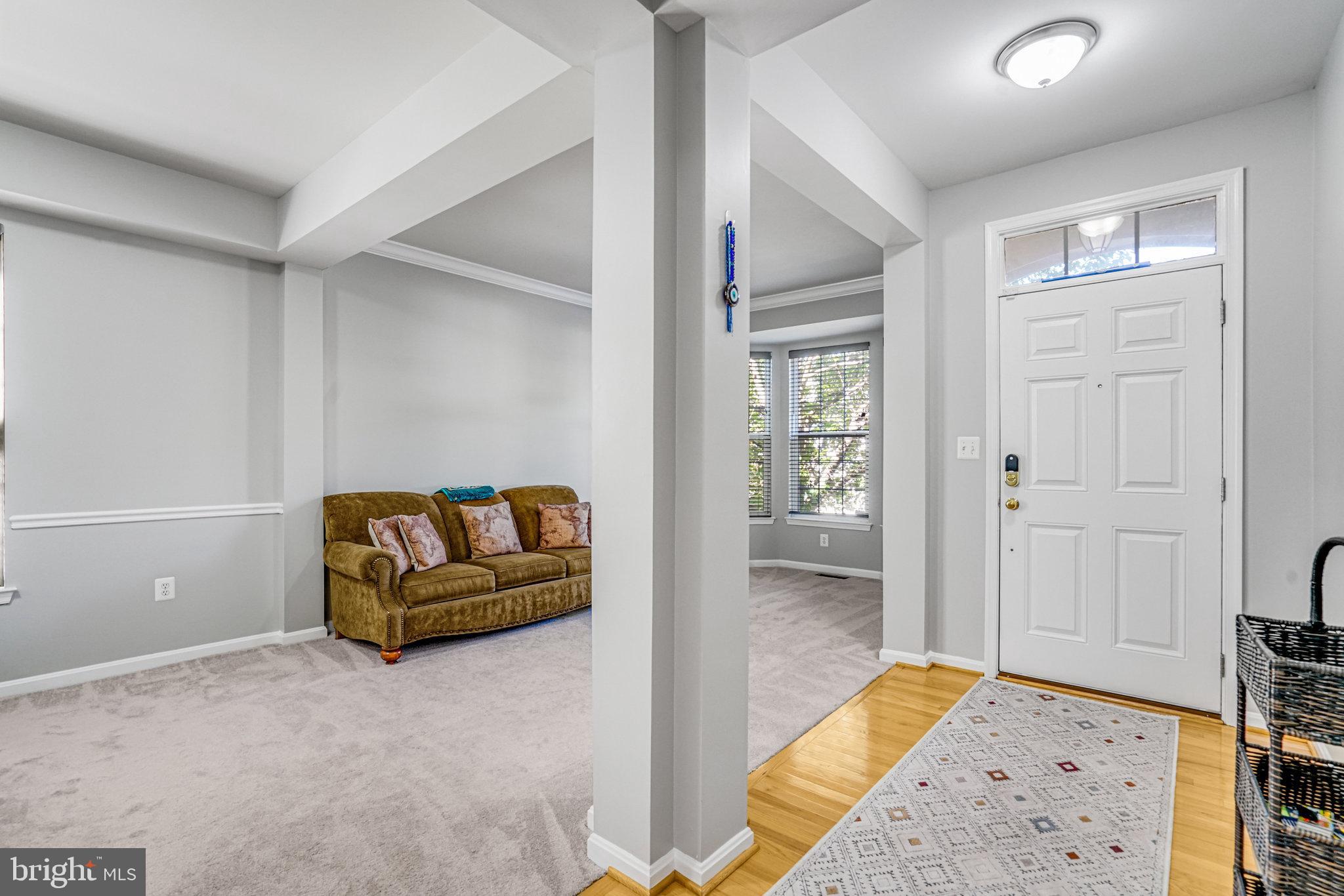 LORTON TOWN CNTR LANDBAY - Residential