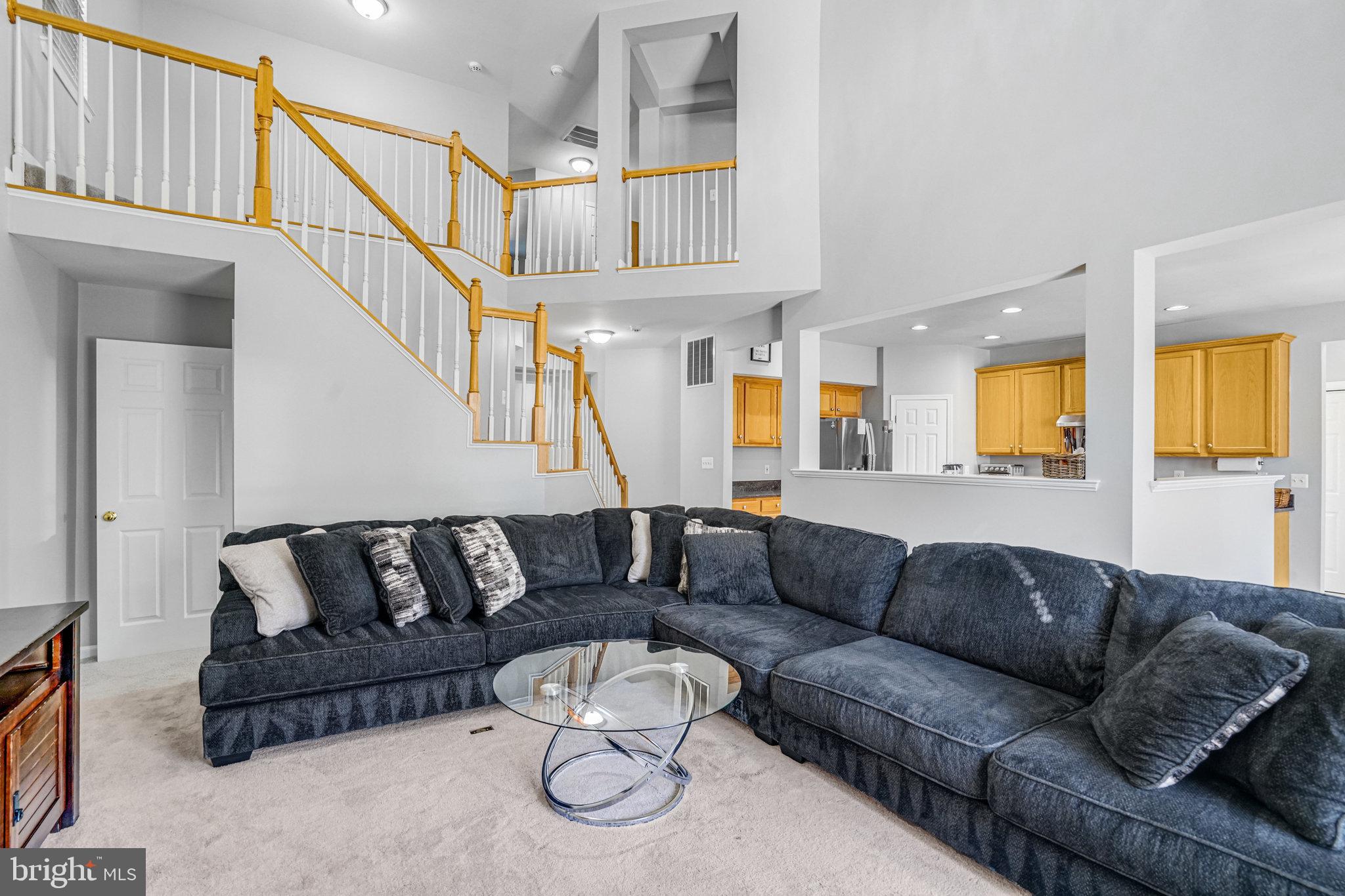 LORTON TOWN CNTR LANDBAY - Residential