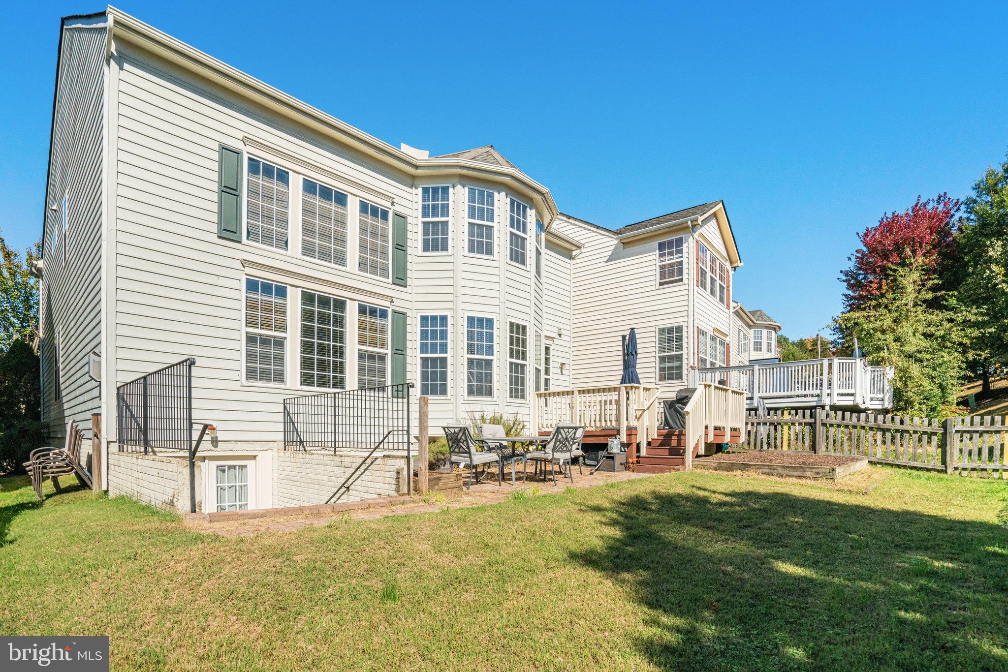 LORTON TOWN CNTR LANDBAY - Residential