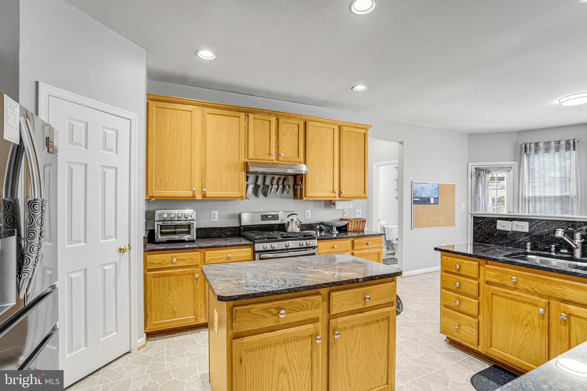 LORTON TOWN CNTR LANDBAY - Residential