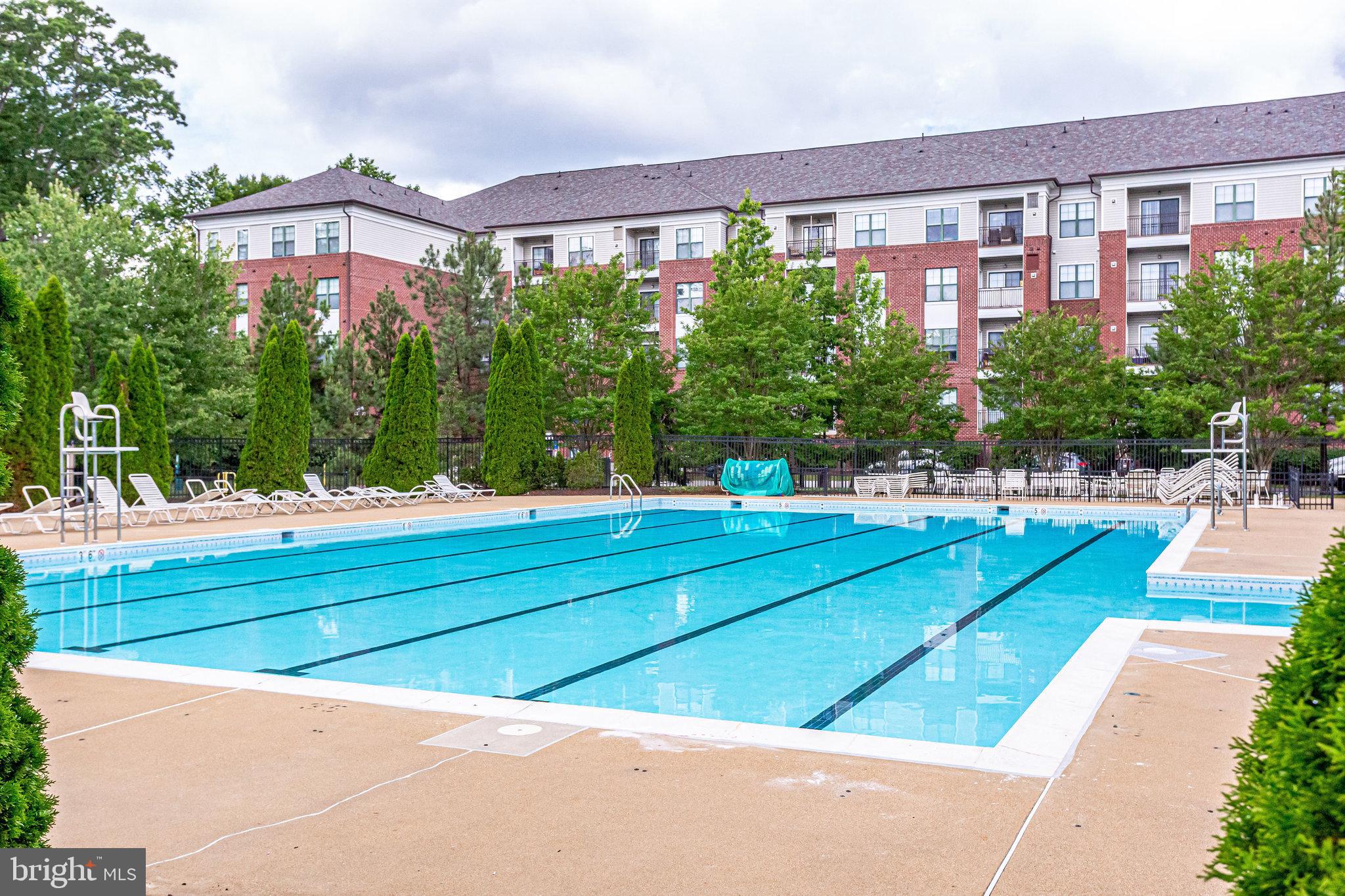 LORTON TOWN CNTR LANDBAY - Residential