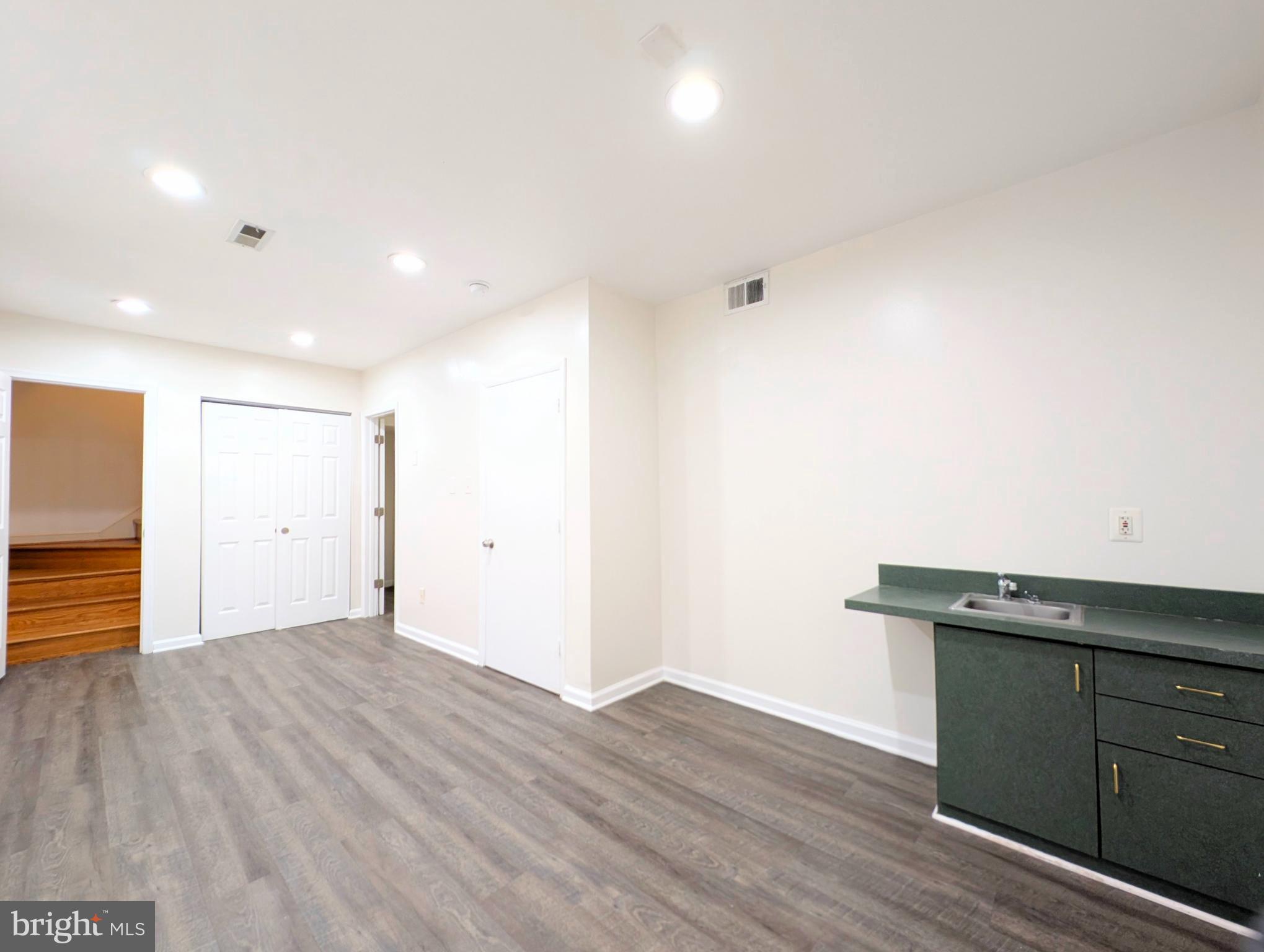 PLEASANT ACRES - Residential