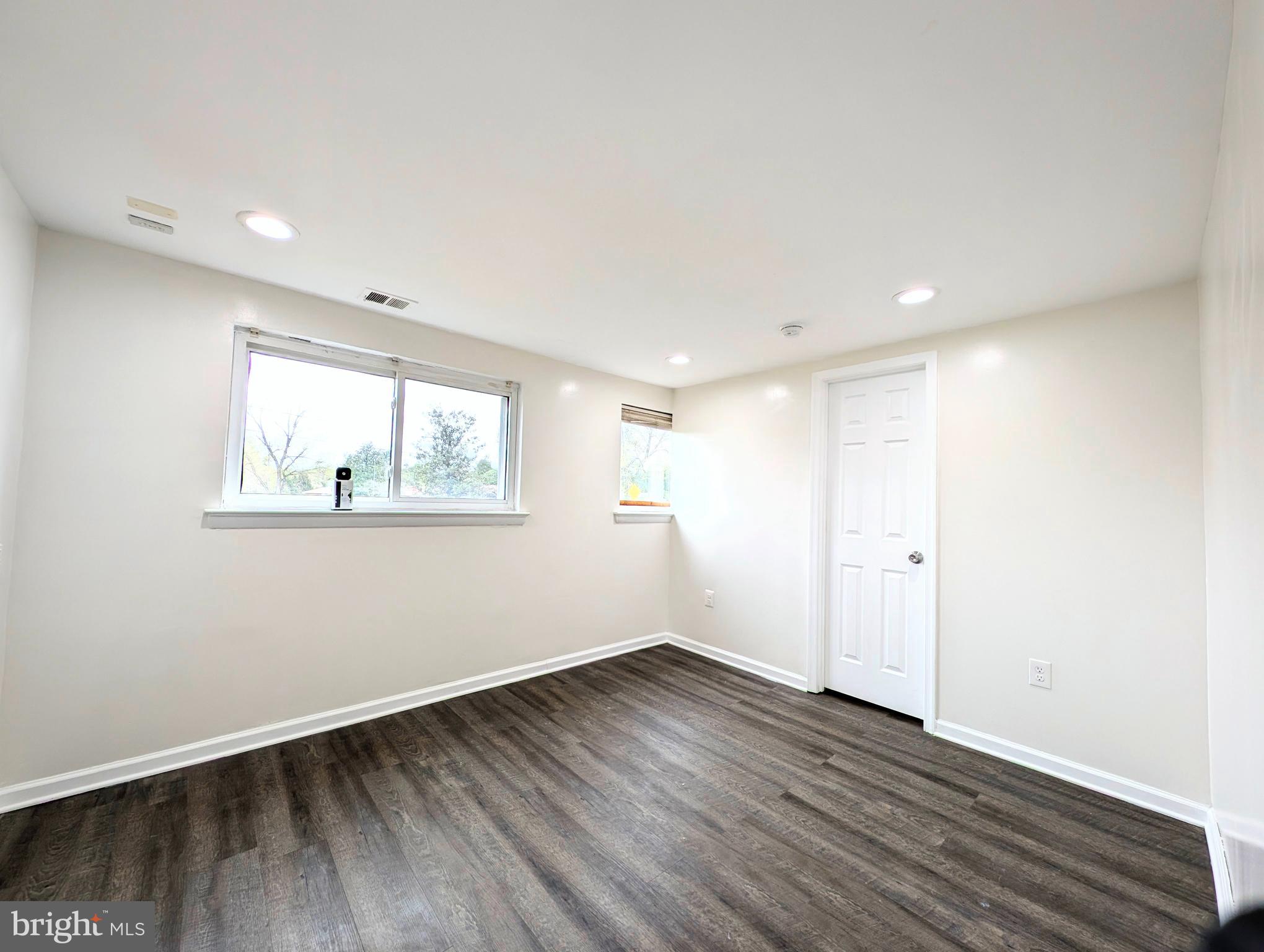 PLEASANT ACRES - Residential