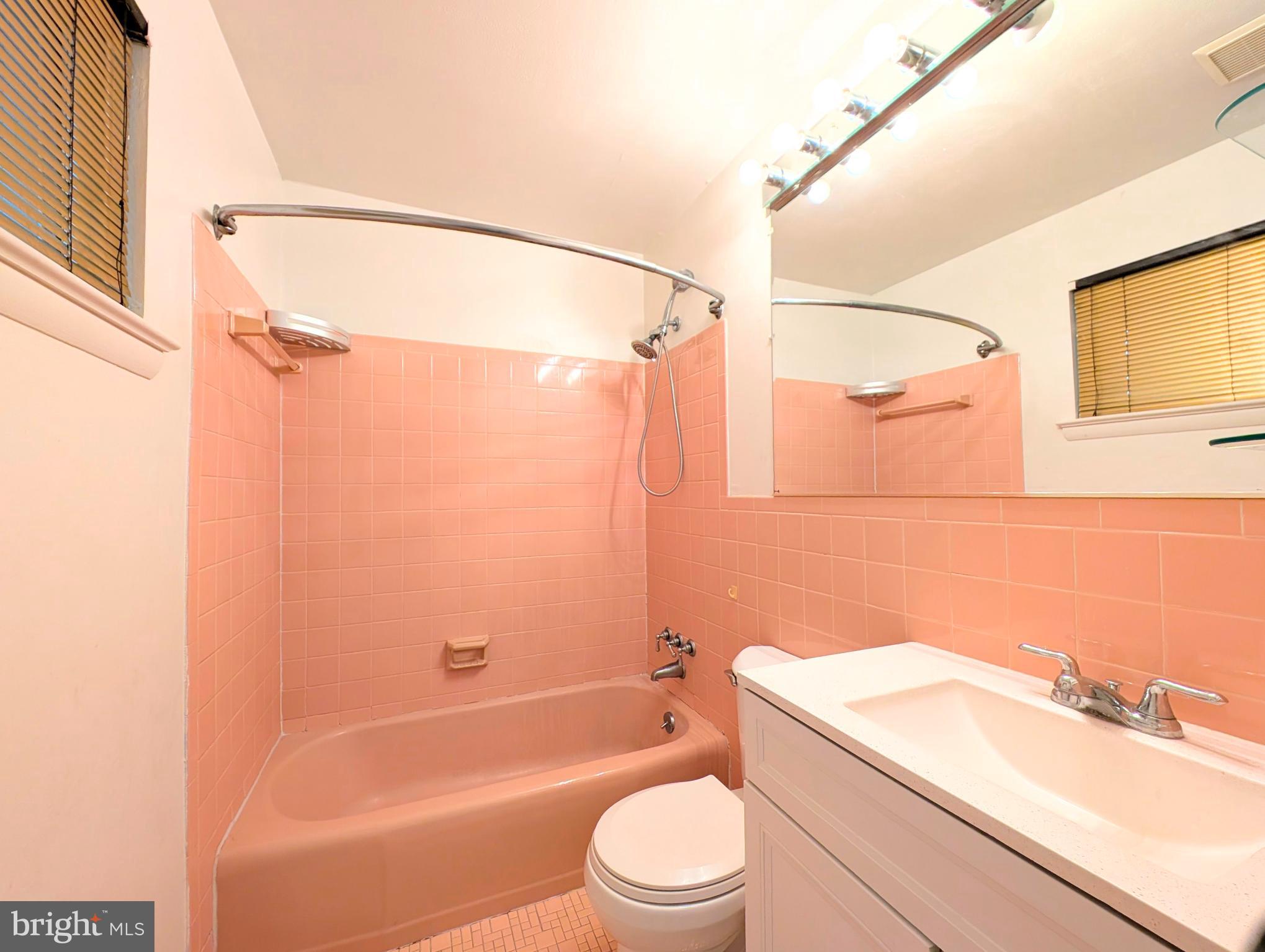 PLEASANT ACRES - Residential