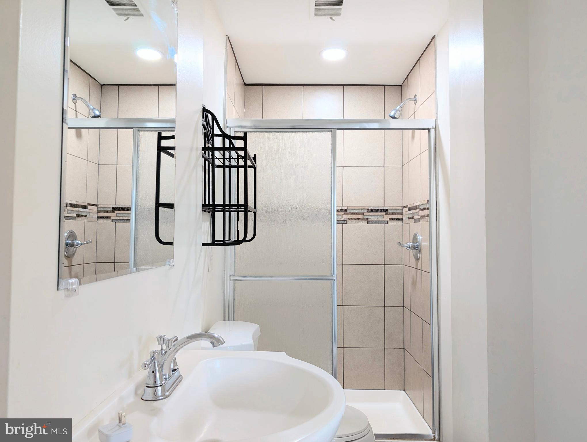 PLEASANT ACRES - Residential