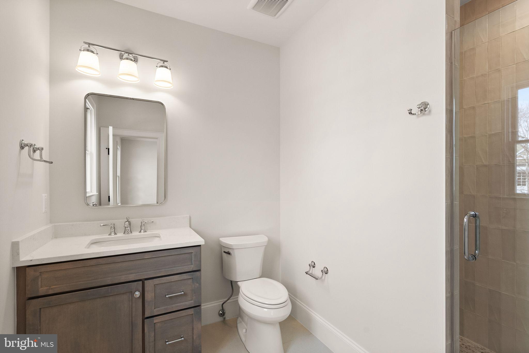 WILLIAMSBURG VILLAGE - Residential