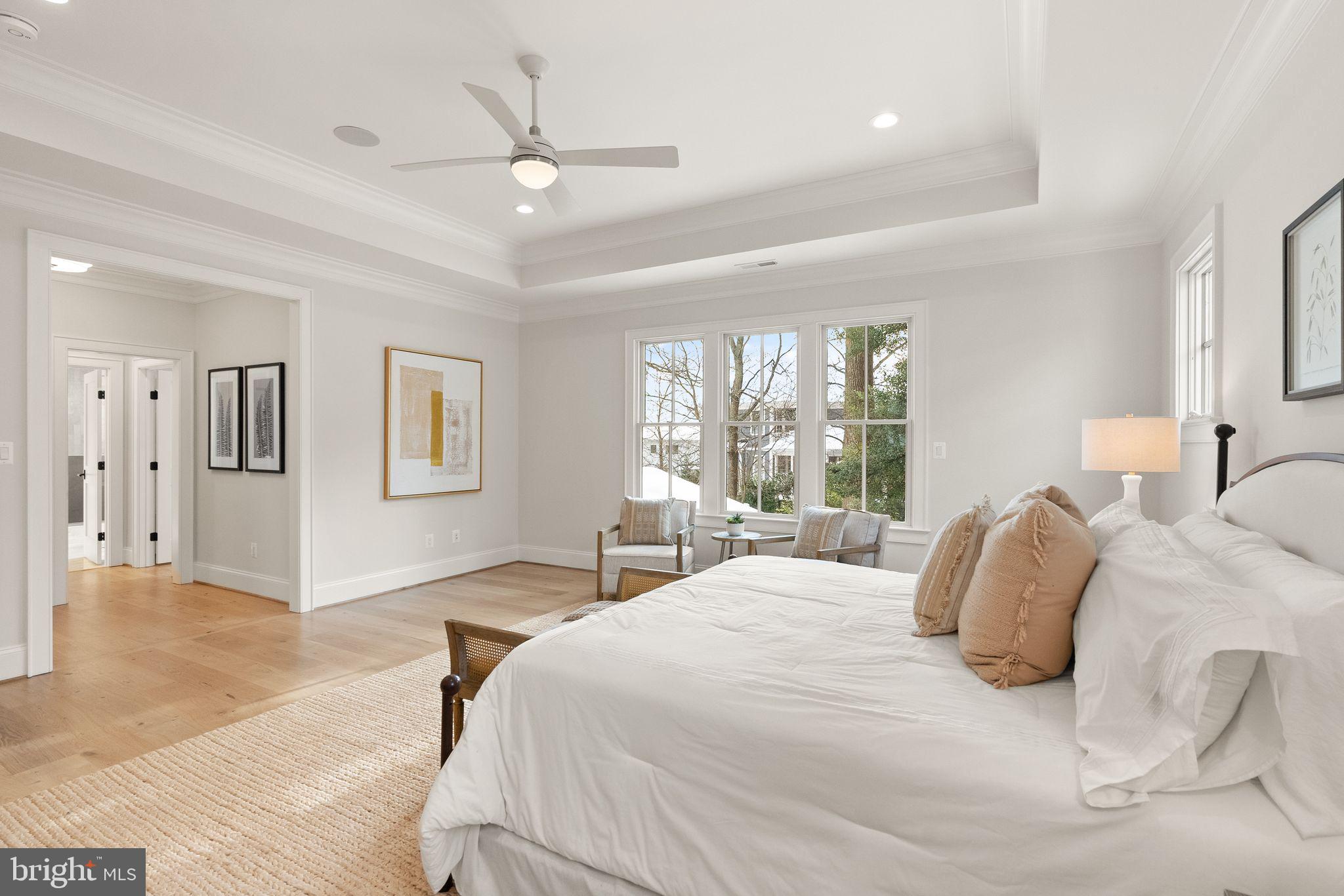 WILLIAMSBURG VILLAGE - Residential