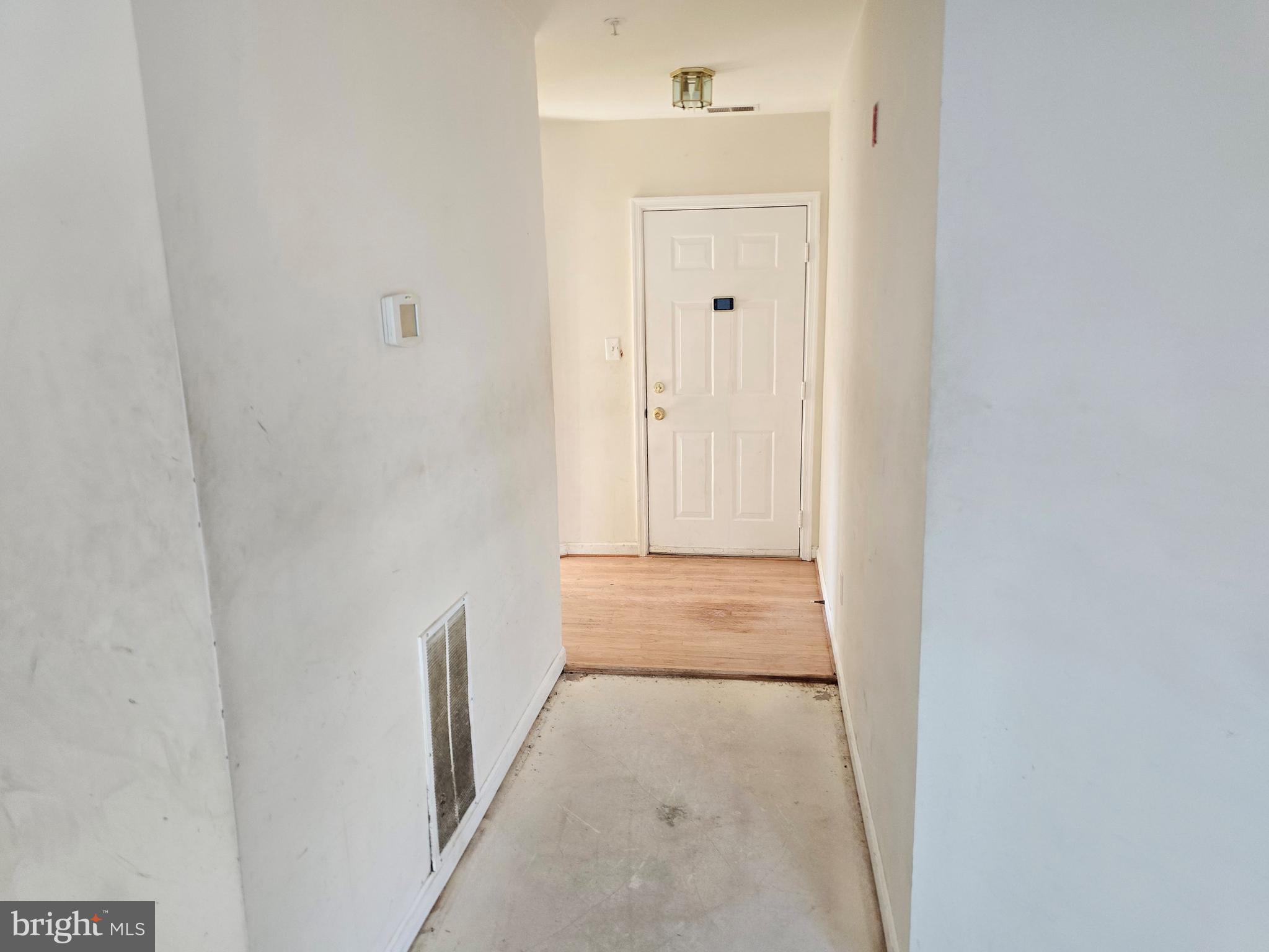 SAYBROOKE LANDING AT SEVEN OAKS CONDOMINIUM - Residential