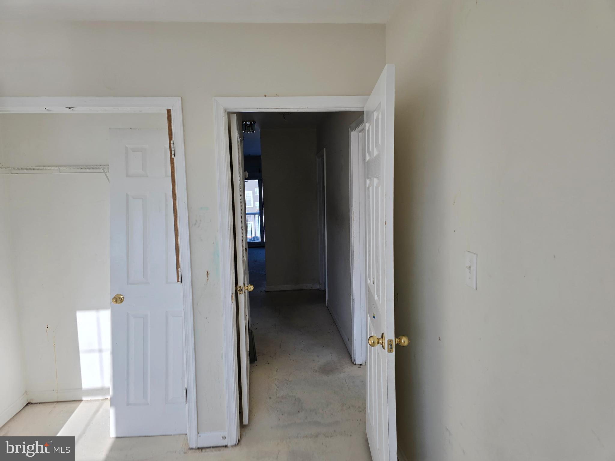 SAYBROOKE LANDING AT SEVEN OAKS CONDOMINIUM - Residential