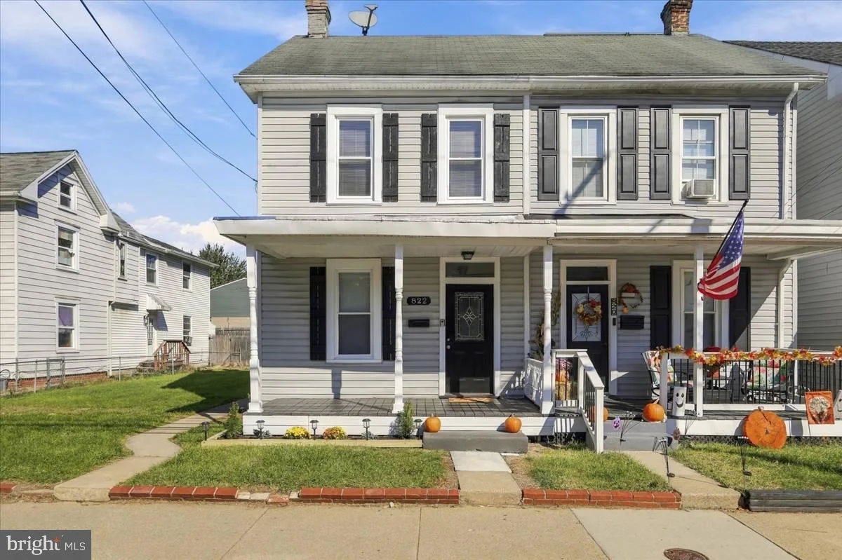 822 Salem Avenue