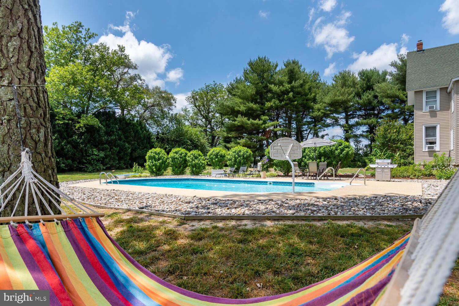 INGLESIDE - Residential