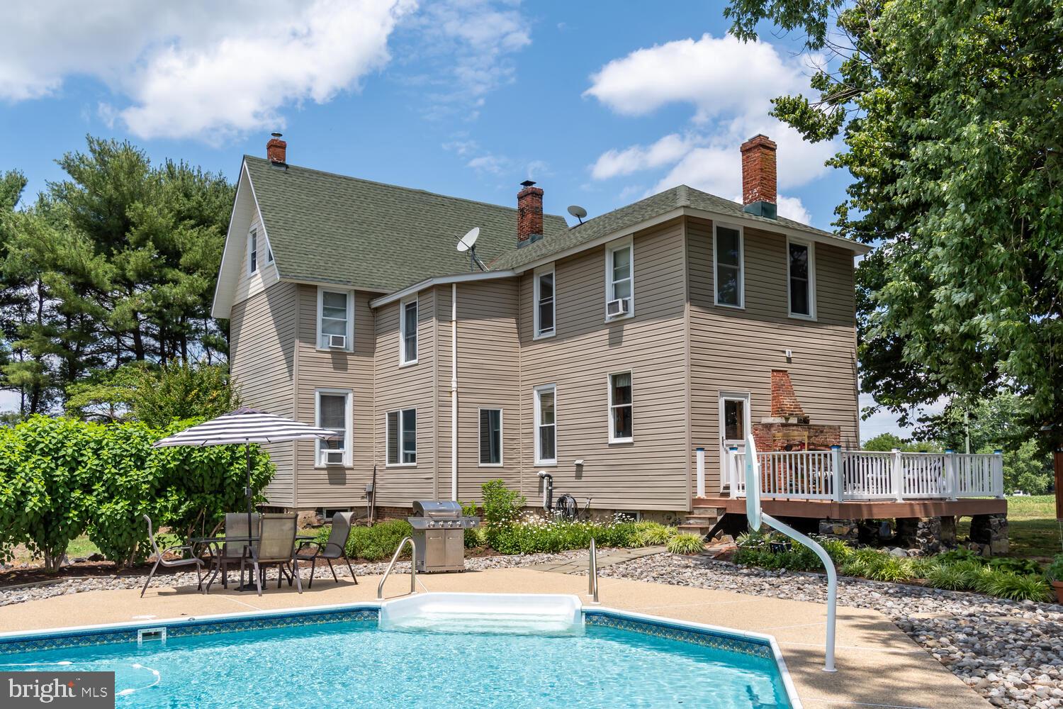 INGLESIDE - Residential