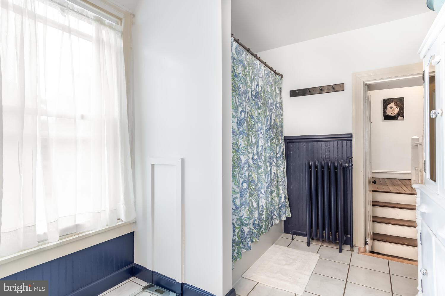 INGLESIDE - Residential