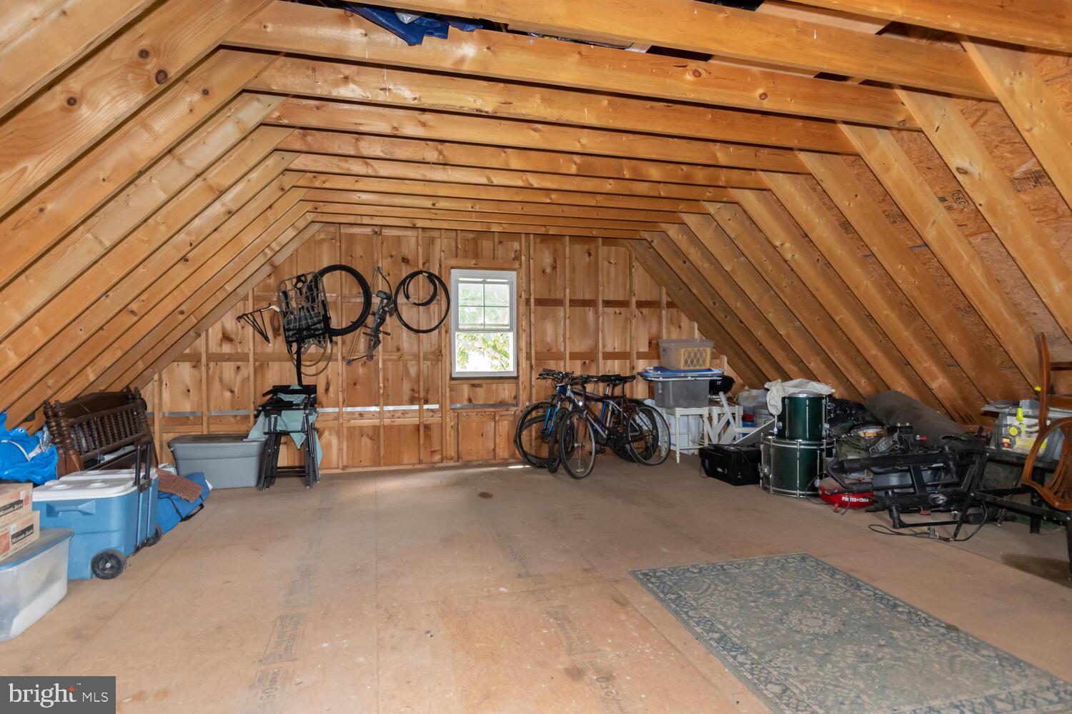 INGLESIDE - Residential