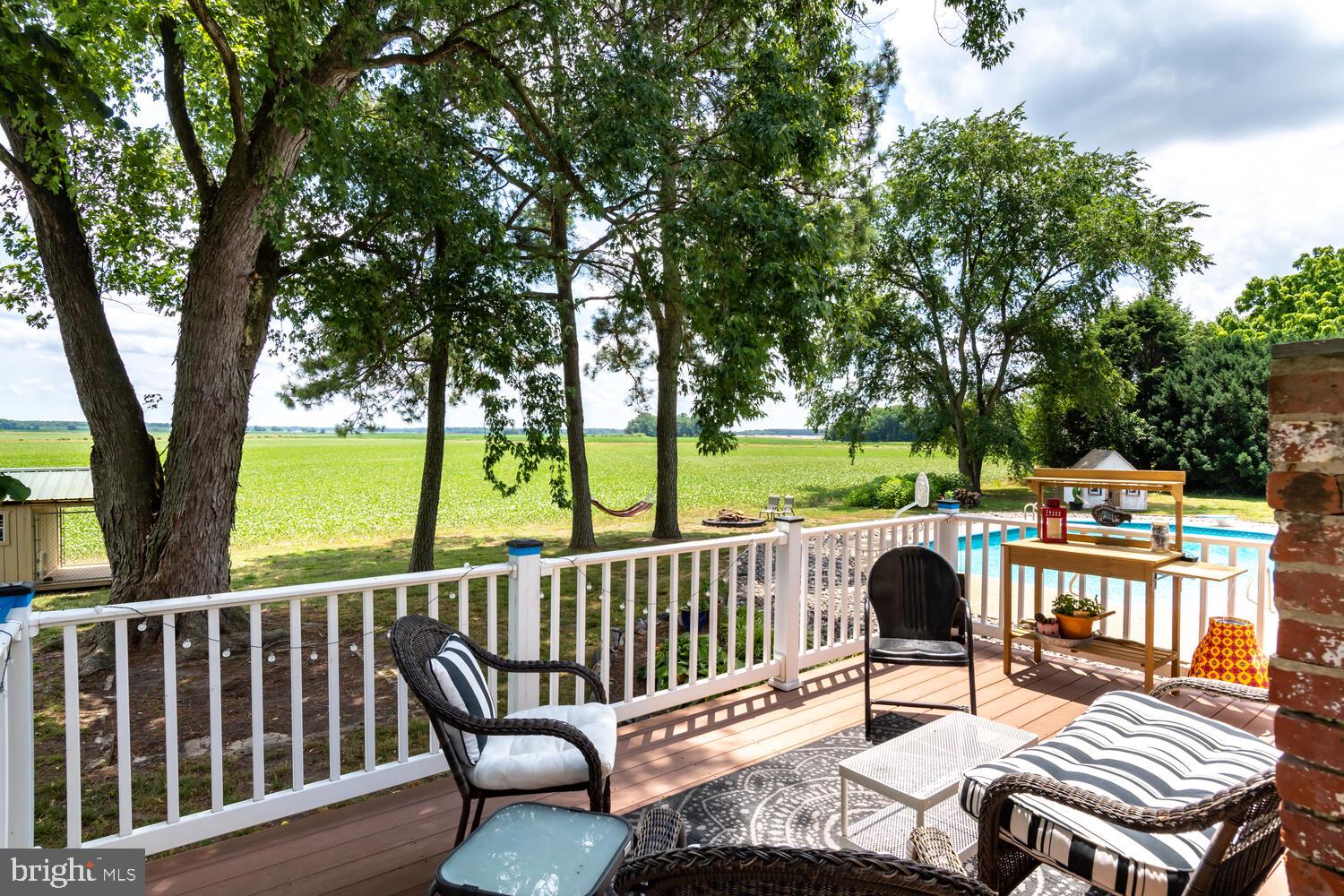 INGLESIDE - Residential