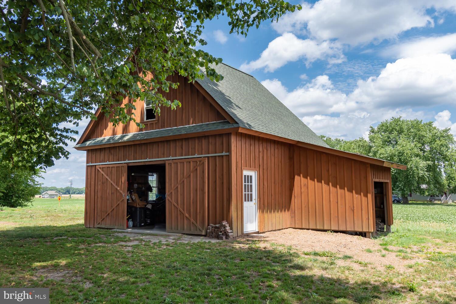 INGLESIDE - Residential