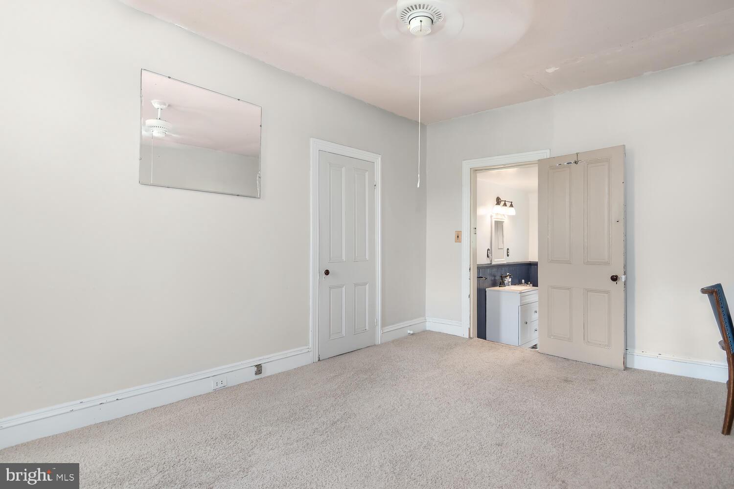 INGLESIDE - Residential