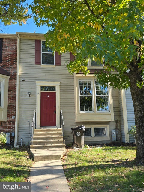 Photo for 19 ROCKY BROOK COURT