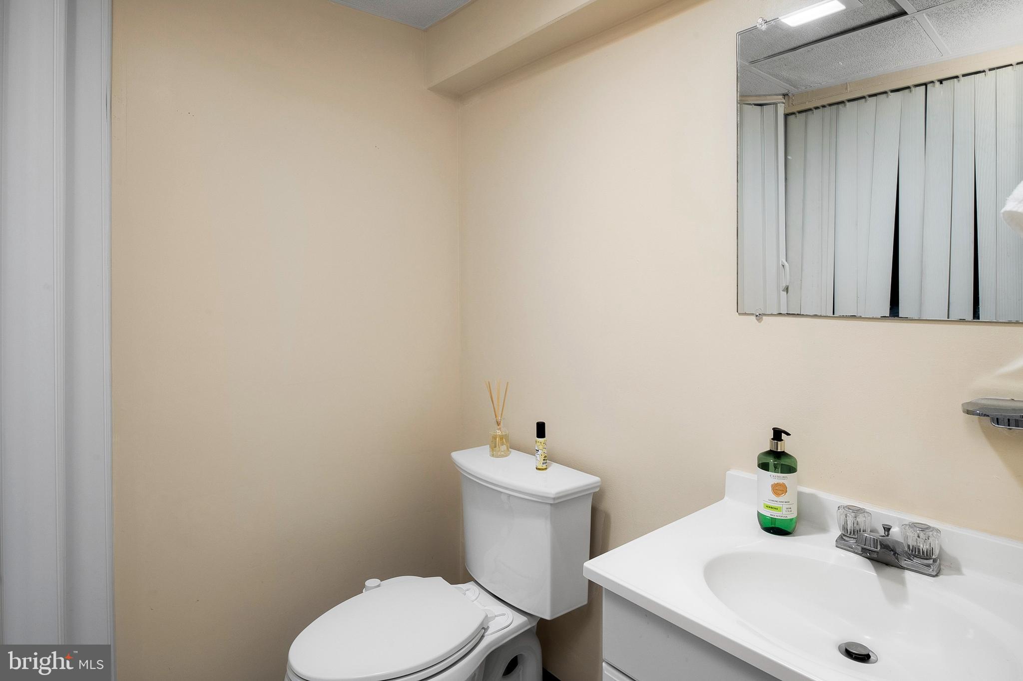 CROFTON MEADOWS - Residential