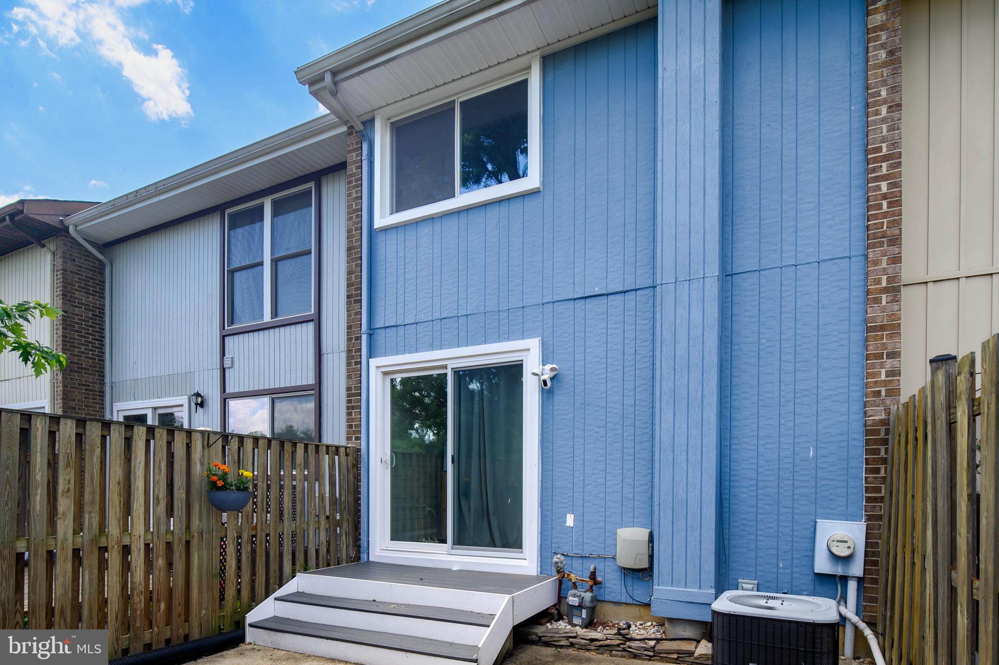 CROFTON MEADOWS - Residential