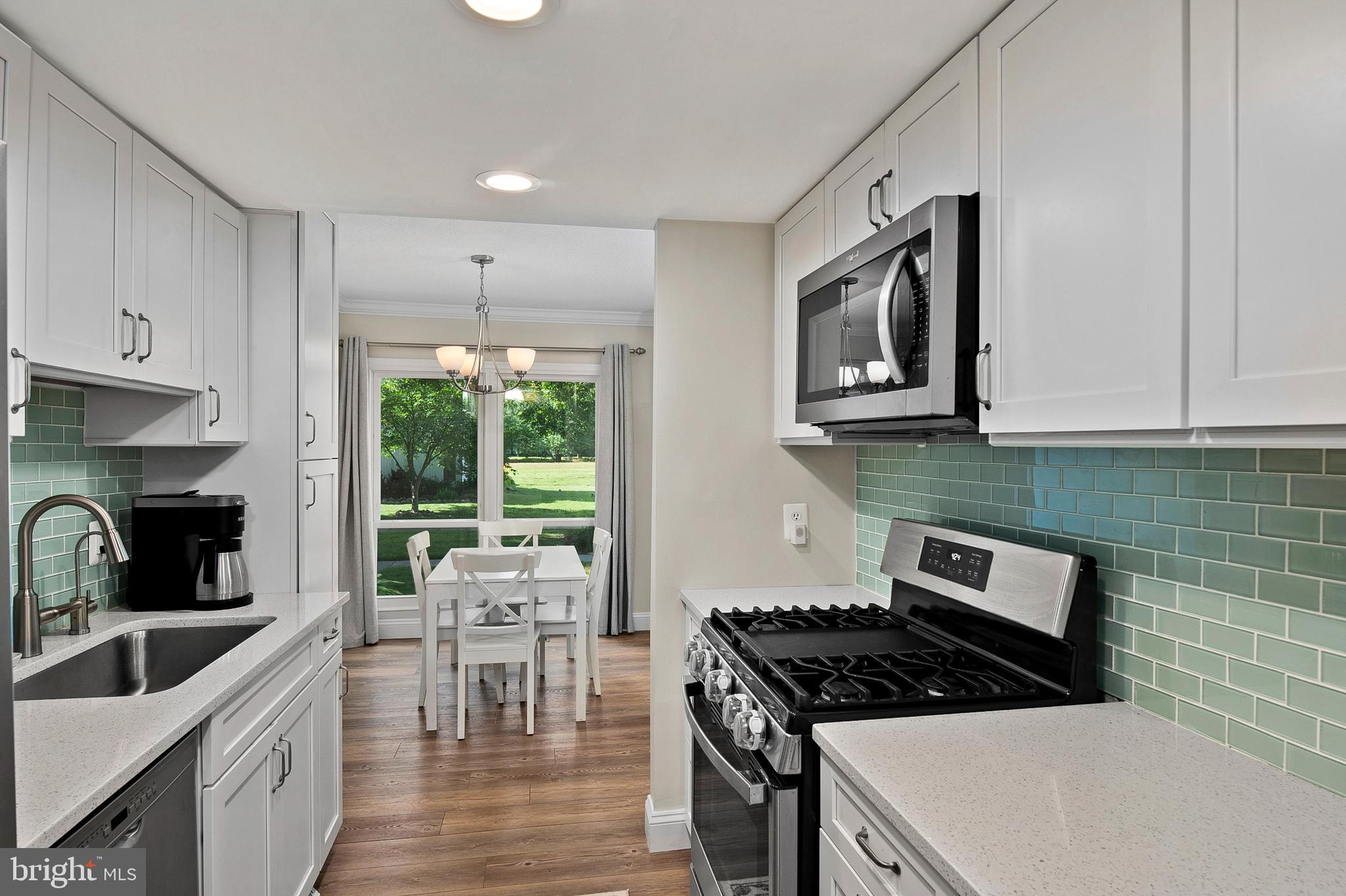 CROFTON MEADOWS - Residential