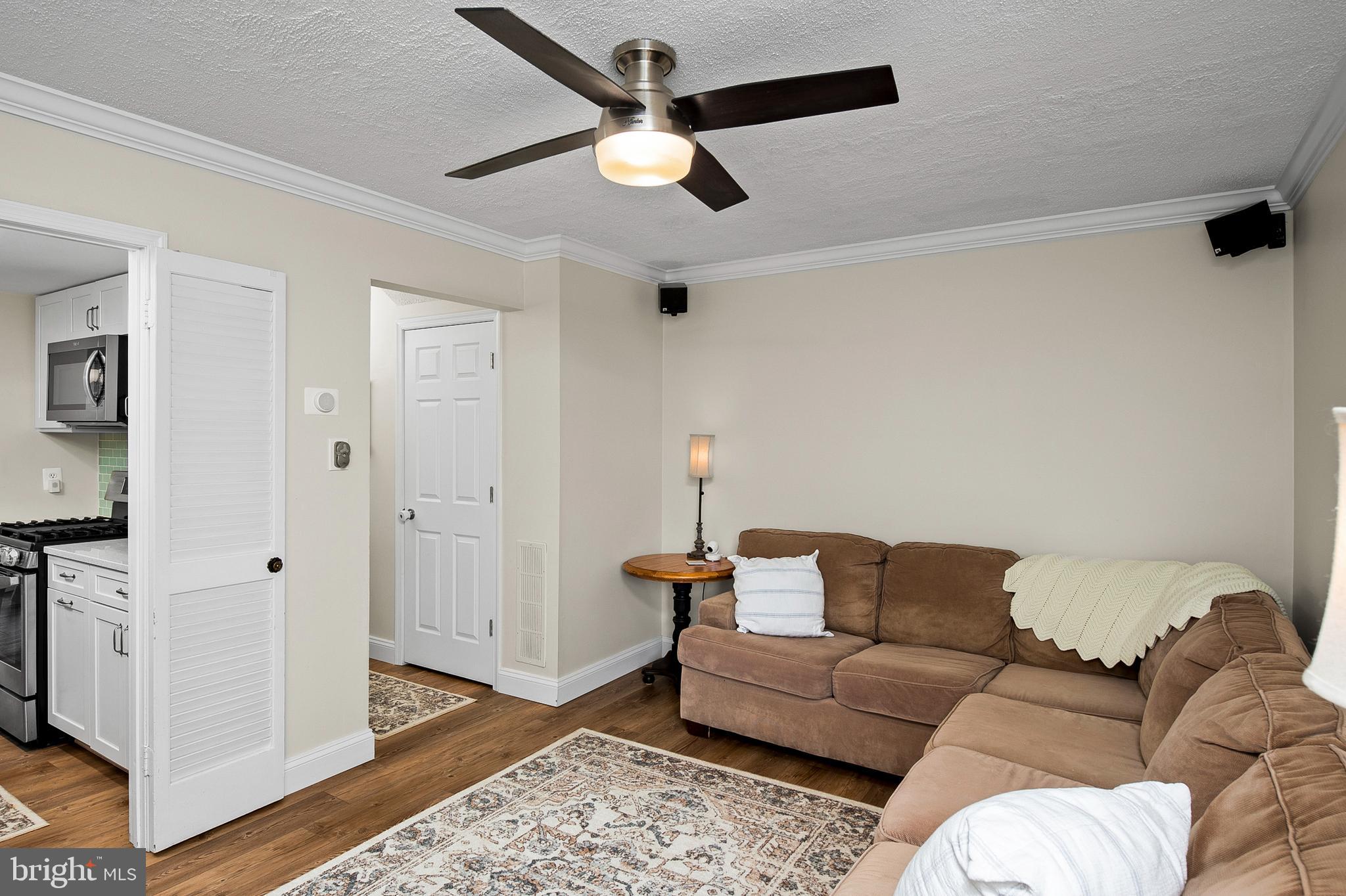 CROFTON MEADOWS - Residential