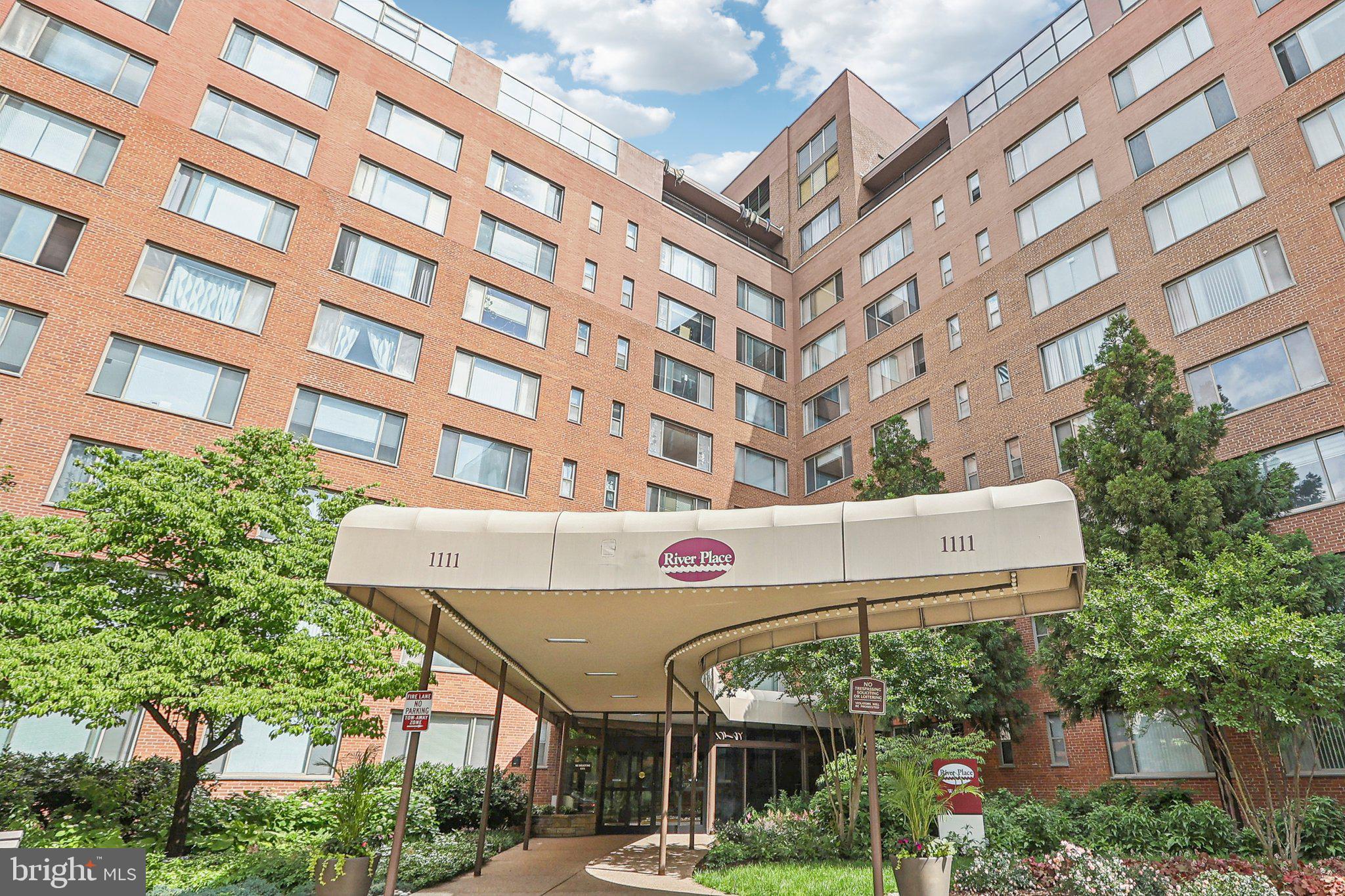 1111 ARLINGTON BOULEVARD 810