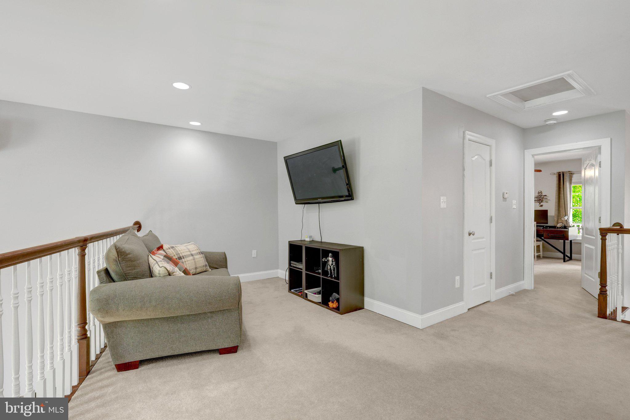 KINGS GRANT - Residential