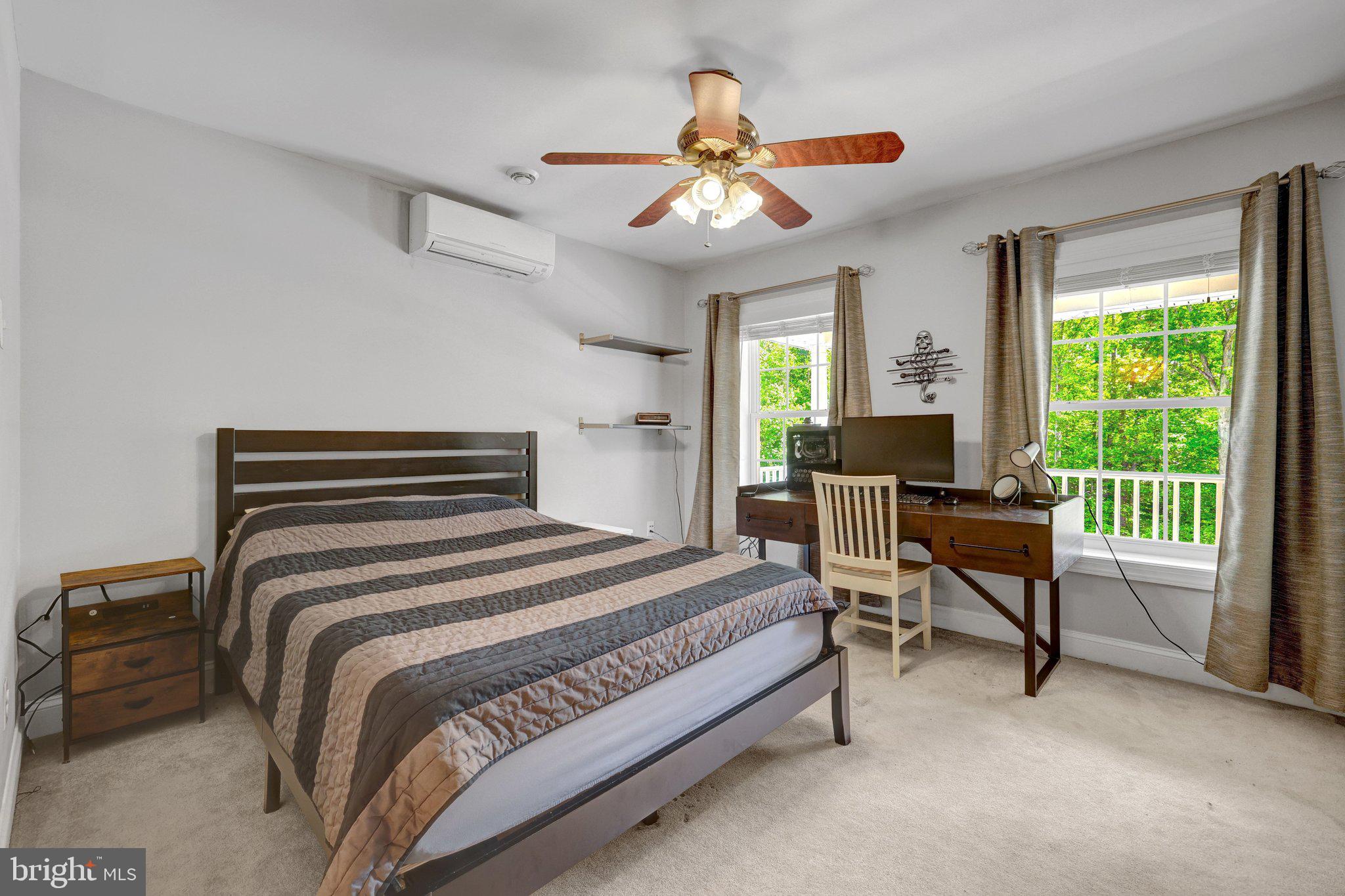 KINGS GRANT - Residential