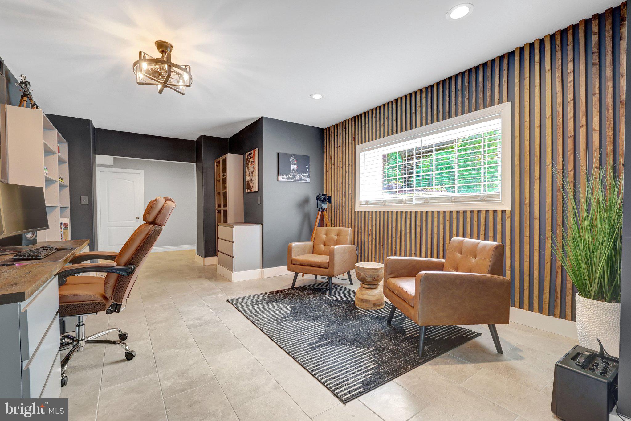 KINGS GRANT - Residential