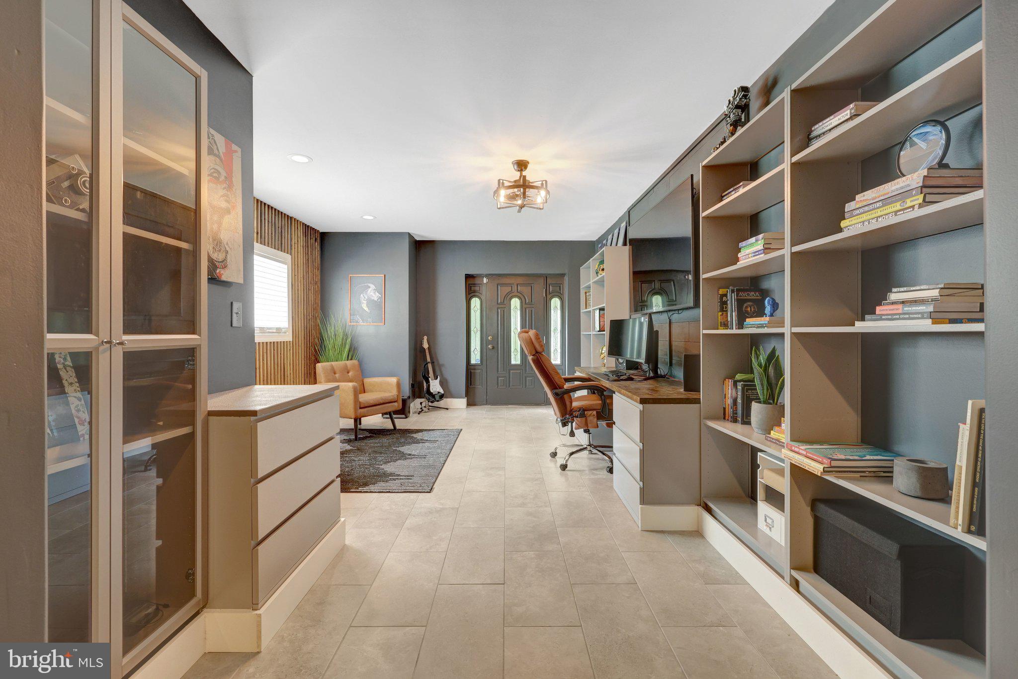 KINGS GRANT - Residential
