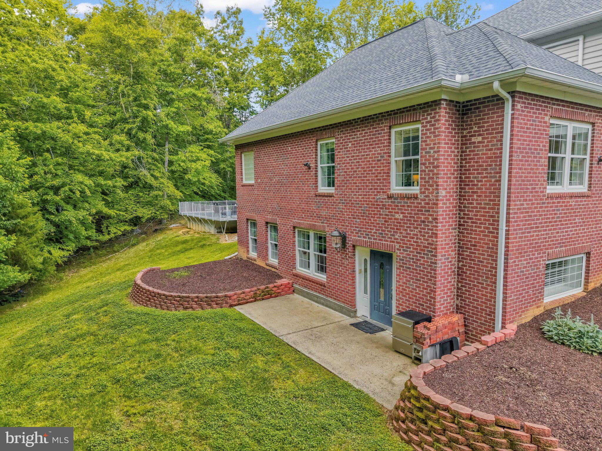 KINGS GRANT - Residential