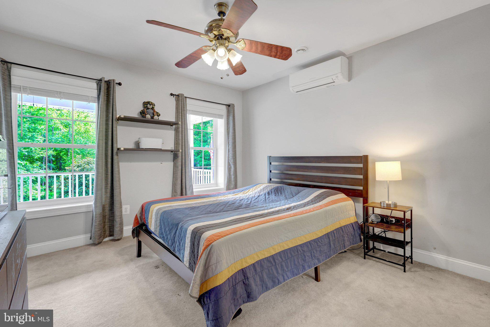 KINGS GRANT - Residential