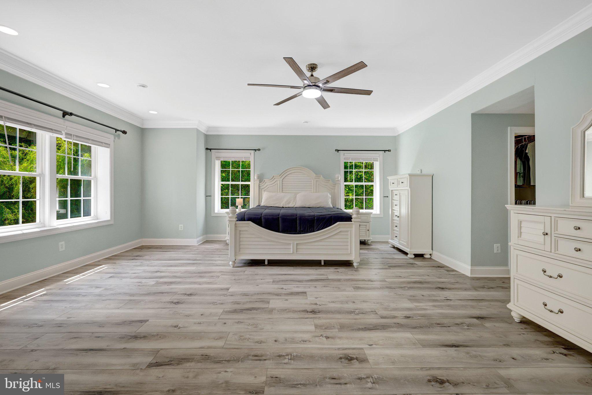KINGS GRANT - Residential