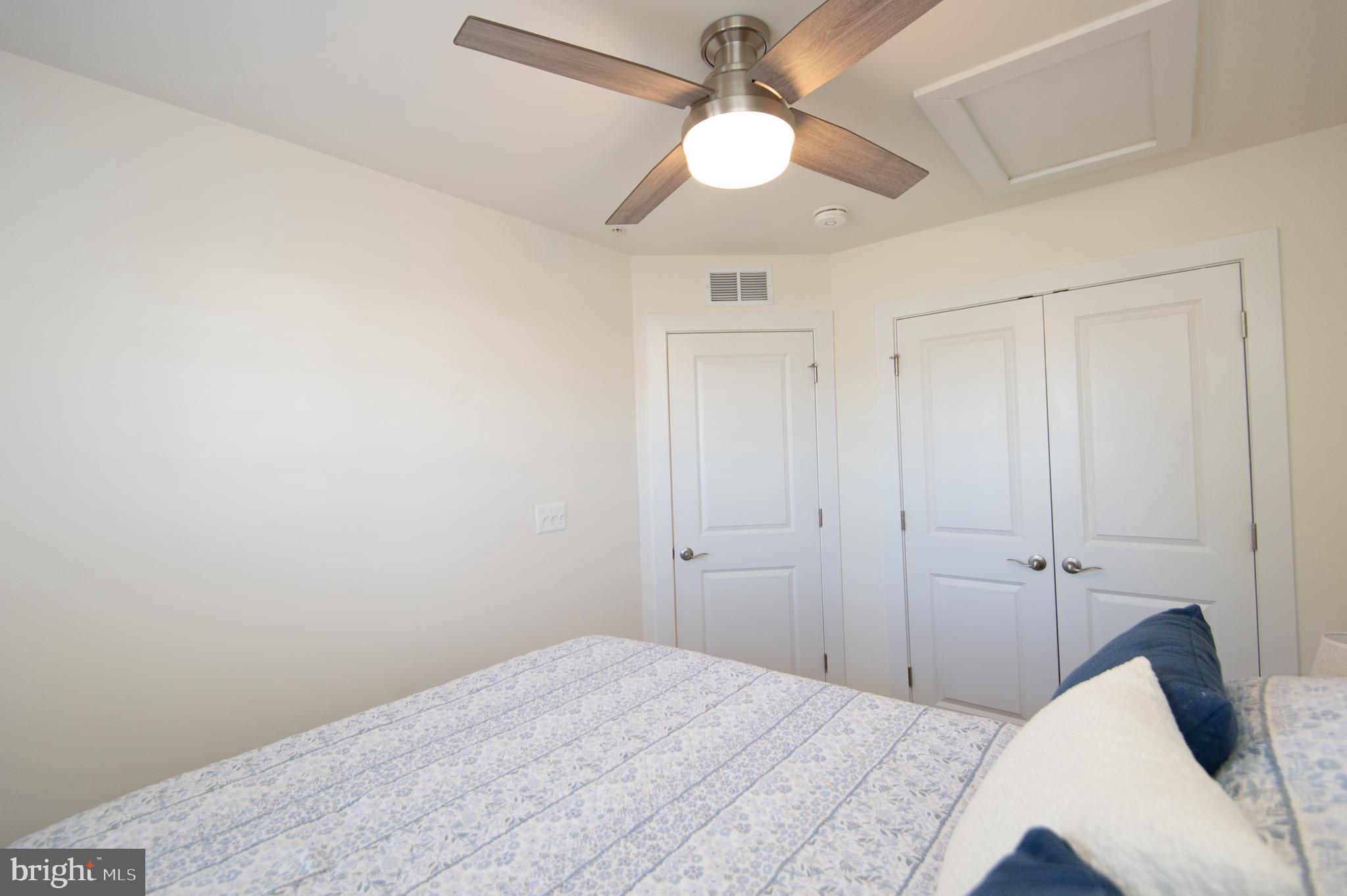 DEEP HARBOR - Residential